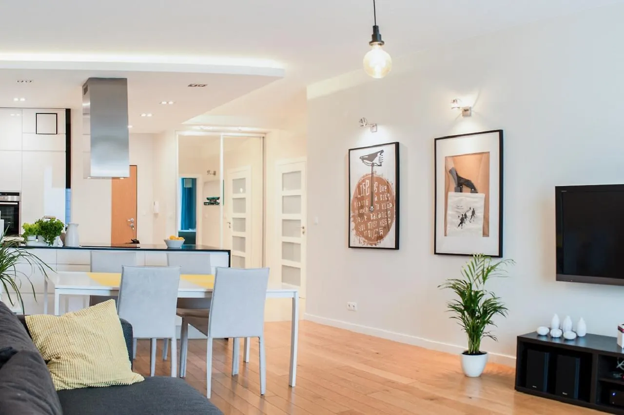Business Lux Apartments Warsaw